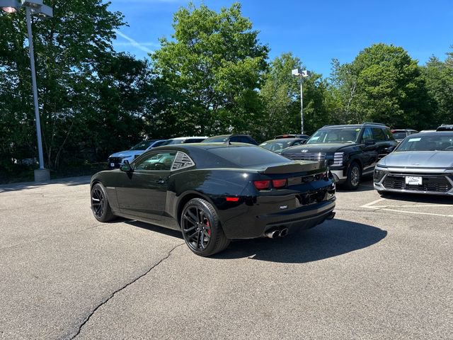 Used 2013 Chevrolet Camaro SS w/ SS Performance Package RWD image 8