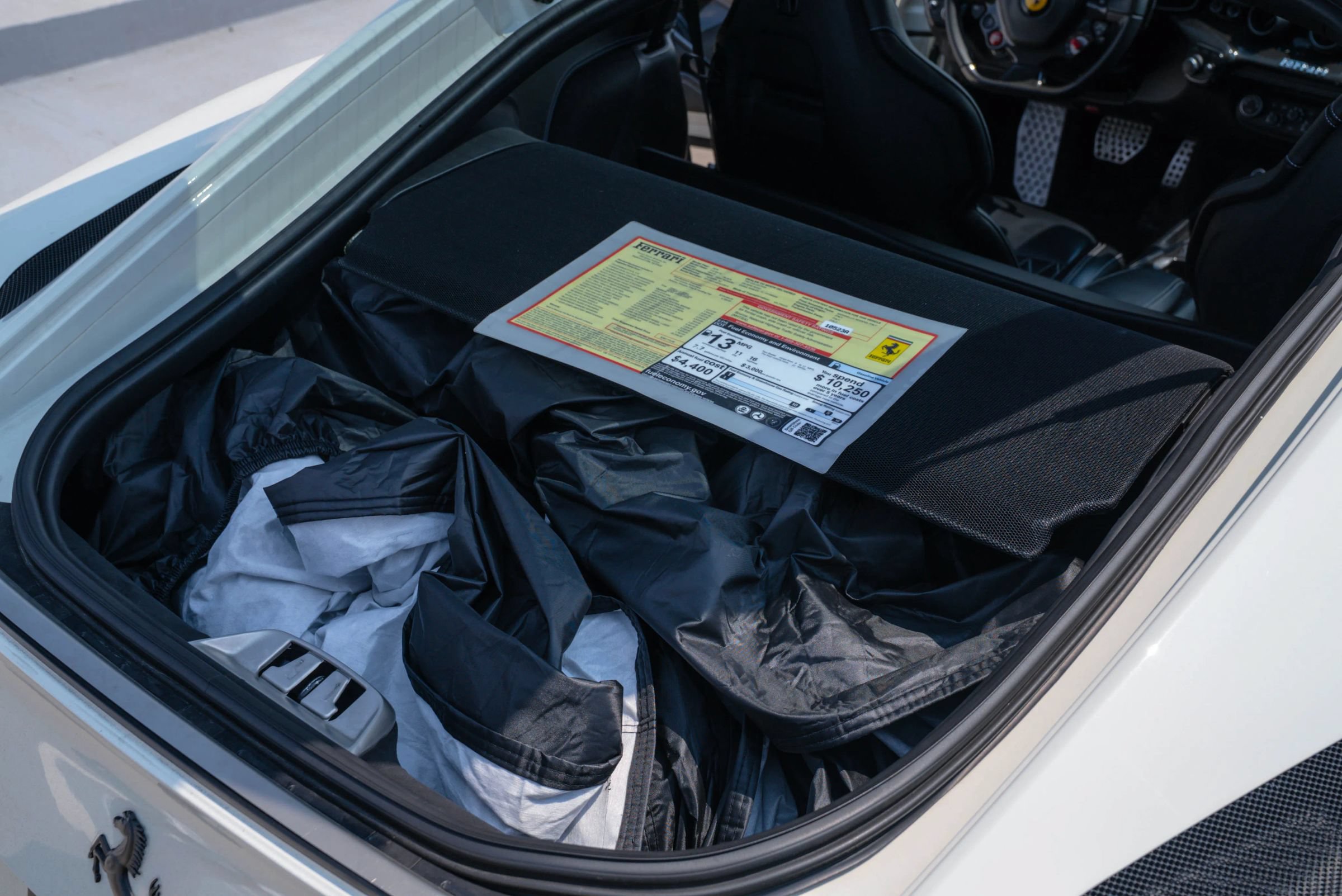 Used 2015 Ferrari F12 Berlinetta RWD image 38