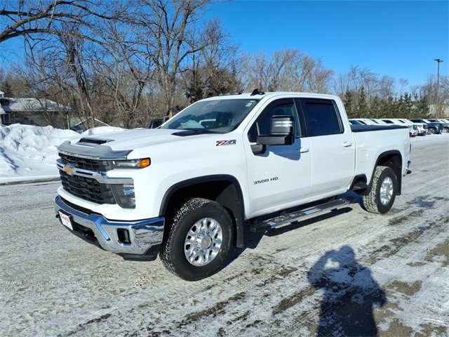 Used 2024 Chevrolet Silverado 3500 LT w/ All Star Edition image 8