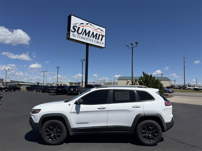 Used 2019 Jeep Cherokee Trailhawk w/ Comfort/Convenience Group