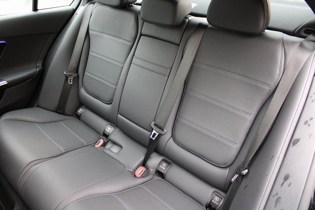 Used 2024 Mercedes-Benz C 300 Sedan image 12