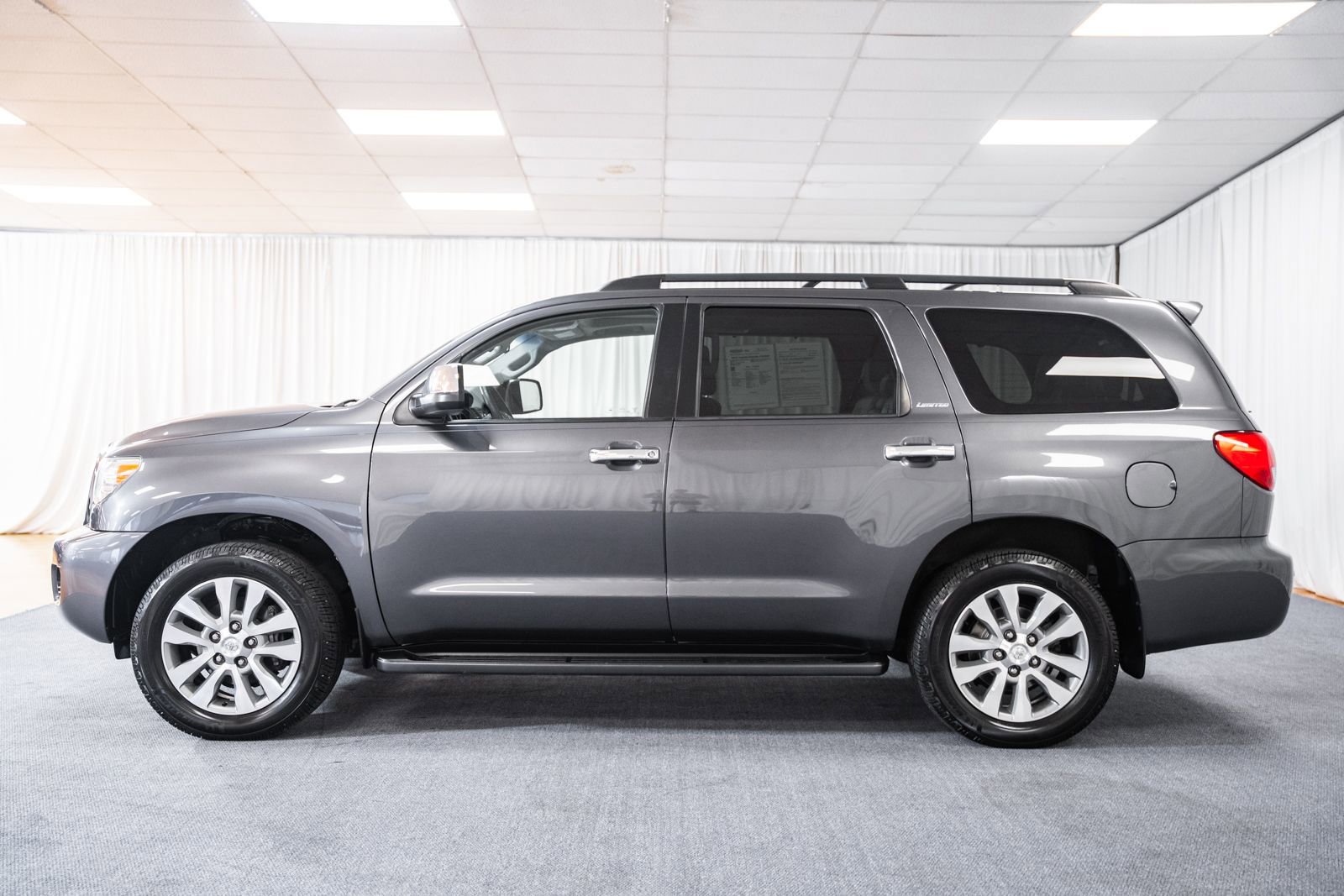 Used 2015 Toyota Sequoia Limited image 4