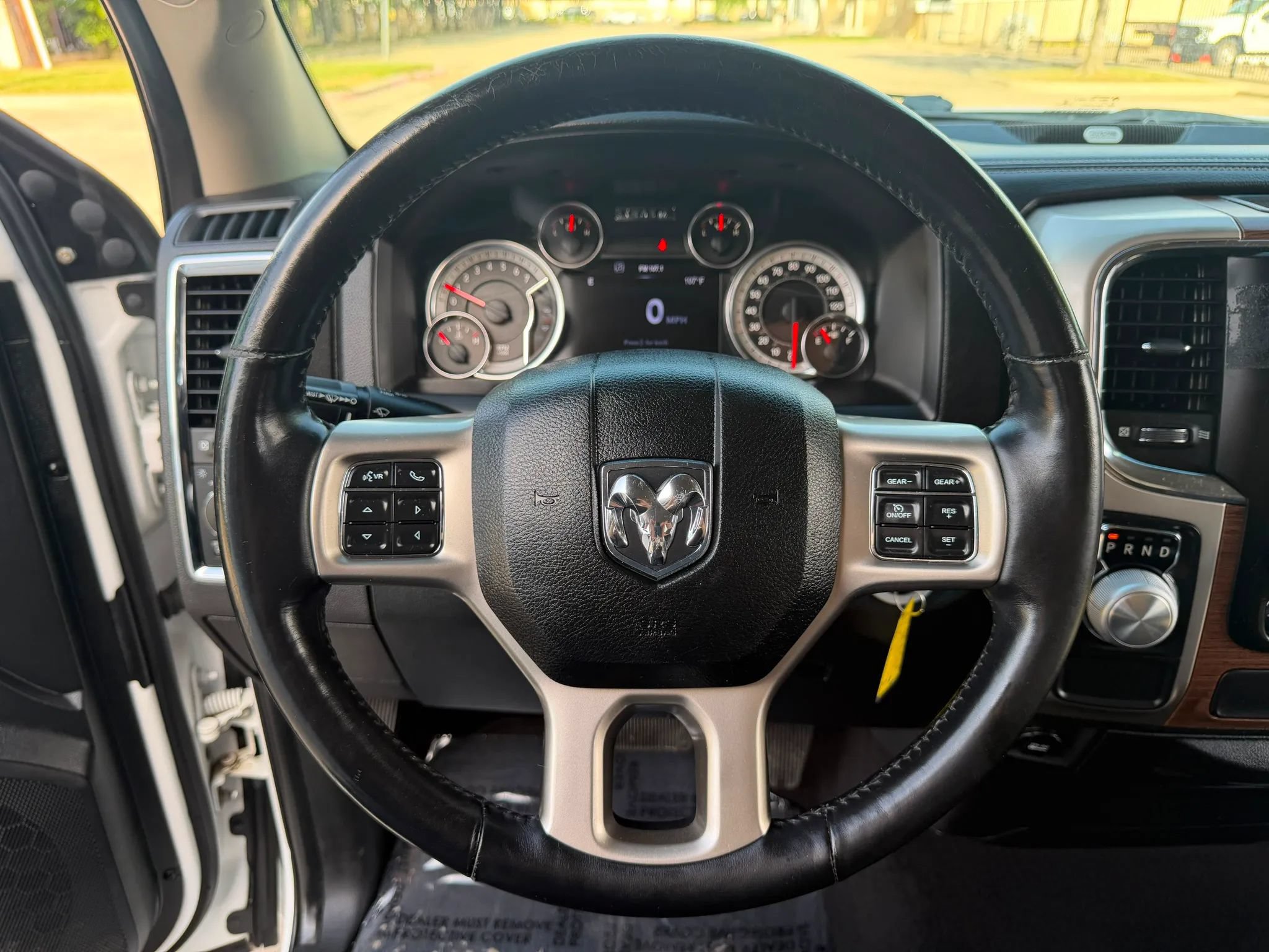 Used 2017 RAM 1500 Laramie RWD image 18