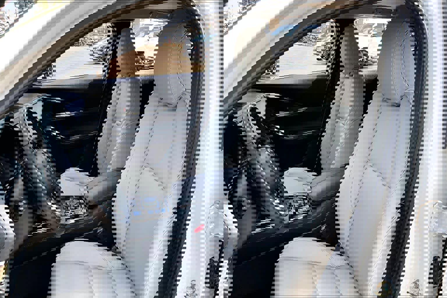 Used 2025 MAZDA CX-30 AWD 2.5 S w/ Preferred Package image 8