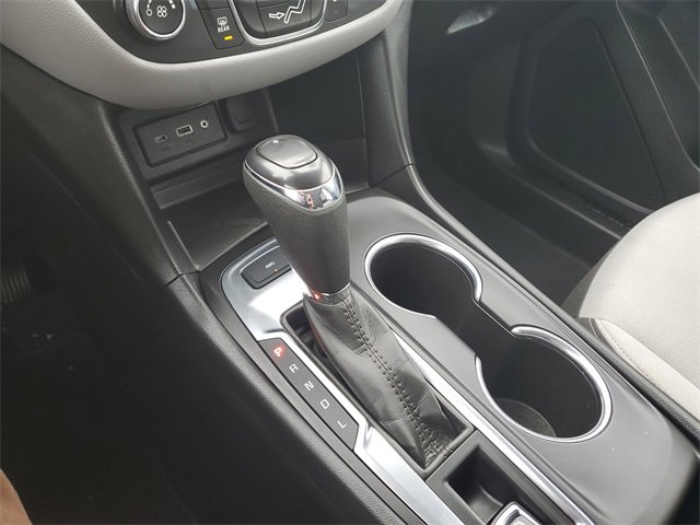 Used 2021 Chevrolet Equinox LS image 31