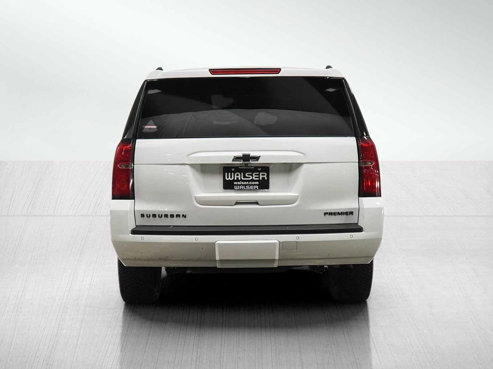 Used 2019 Chevrolet Suburban Premier AWD/4WD image 4