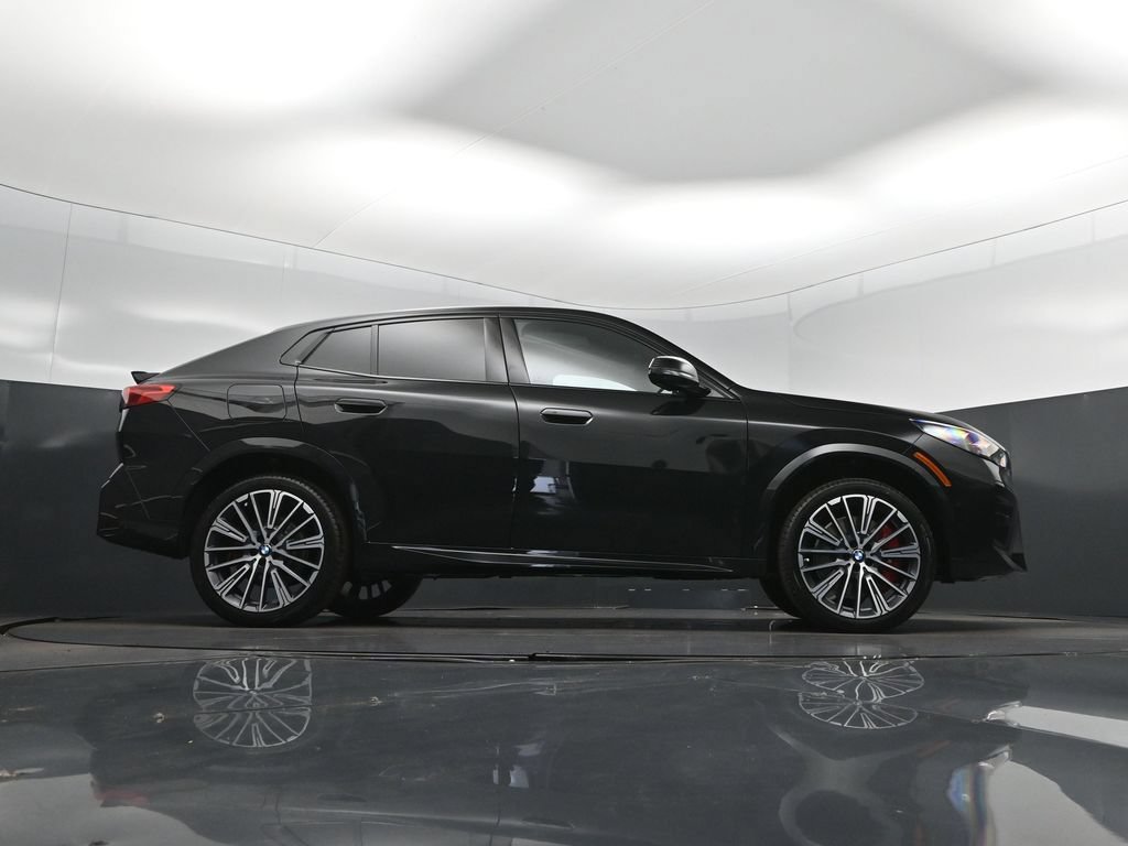New 2026 BMW X2 xDrive28i w/ Technology Package AWD/4WD image 43