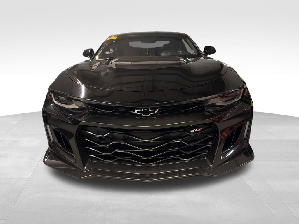 Used 2017 Chevrolet Camaro ZL1 image 2