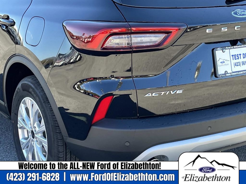 New 2026 Ford Escape Active image 5