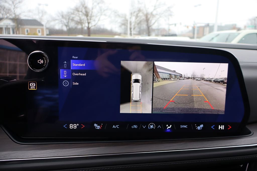 New 2026 Chevrolet Suburban LT image 20