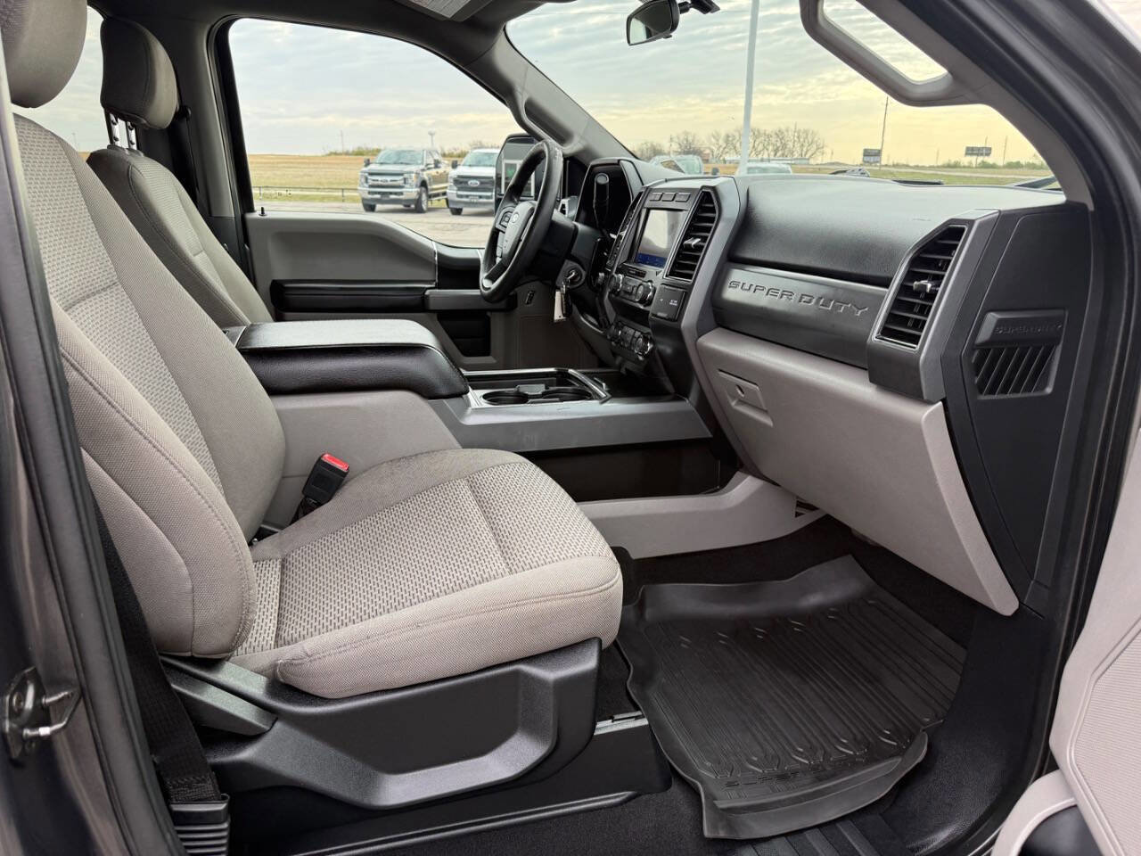 Used 2020 Ford F250 XLT w/ XLT Value Package image 38