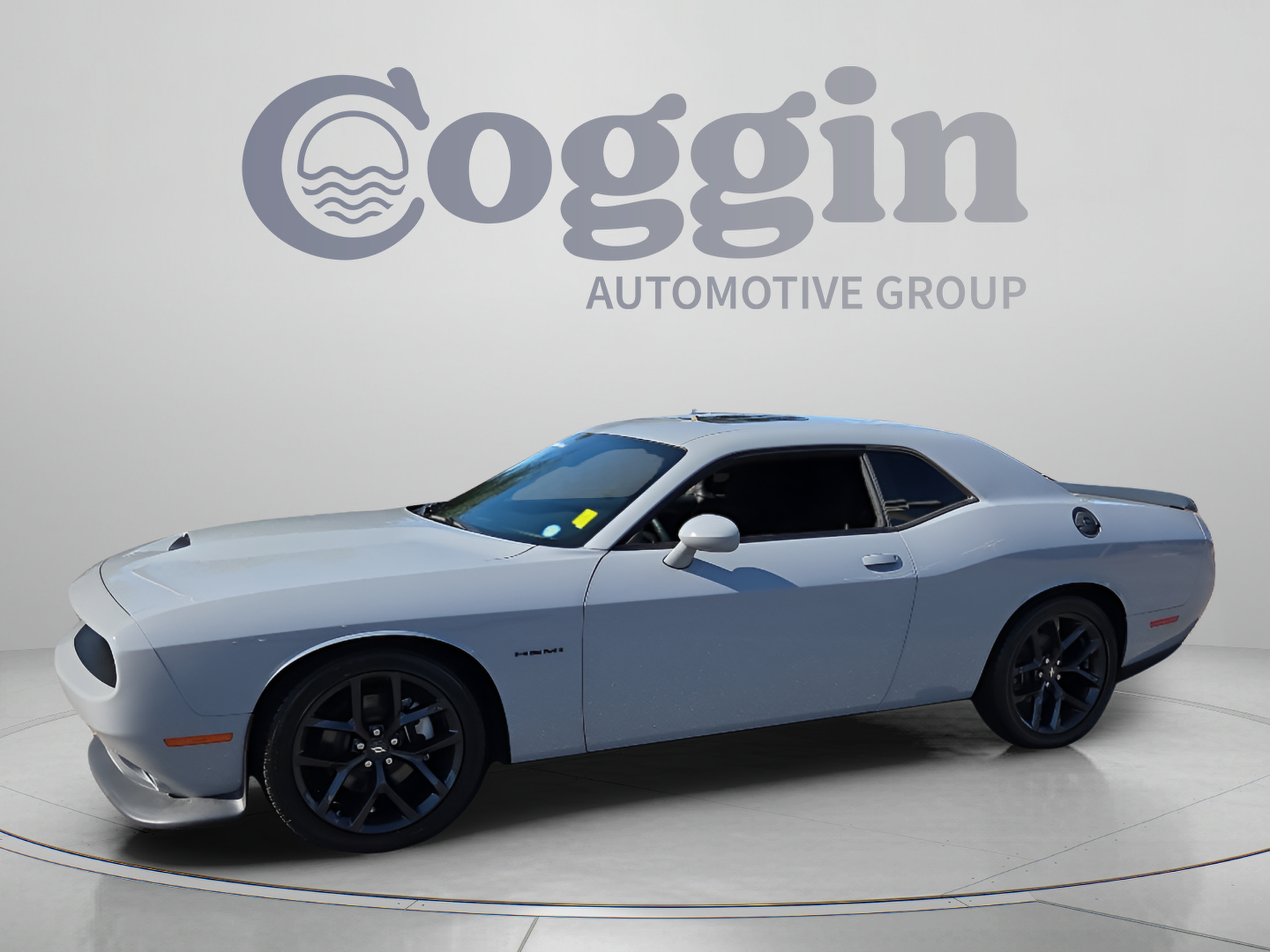 Used 2022 Dodge Challenger R/T w/ Blacktop Package RWD image 1
