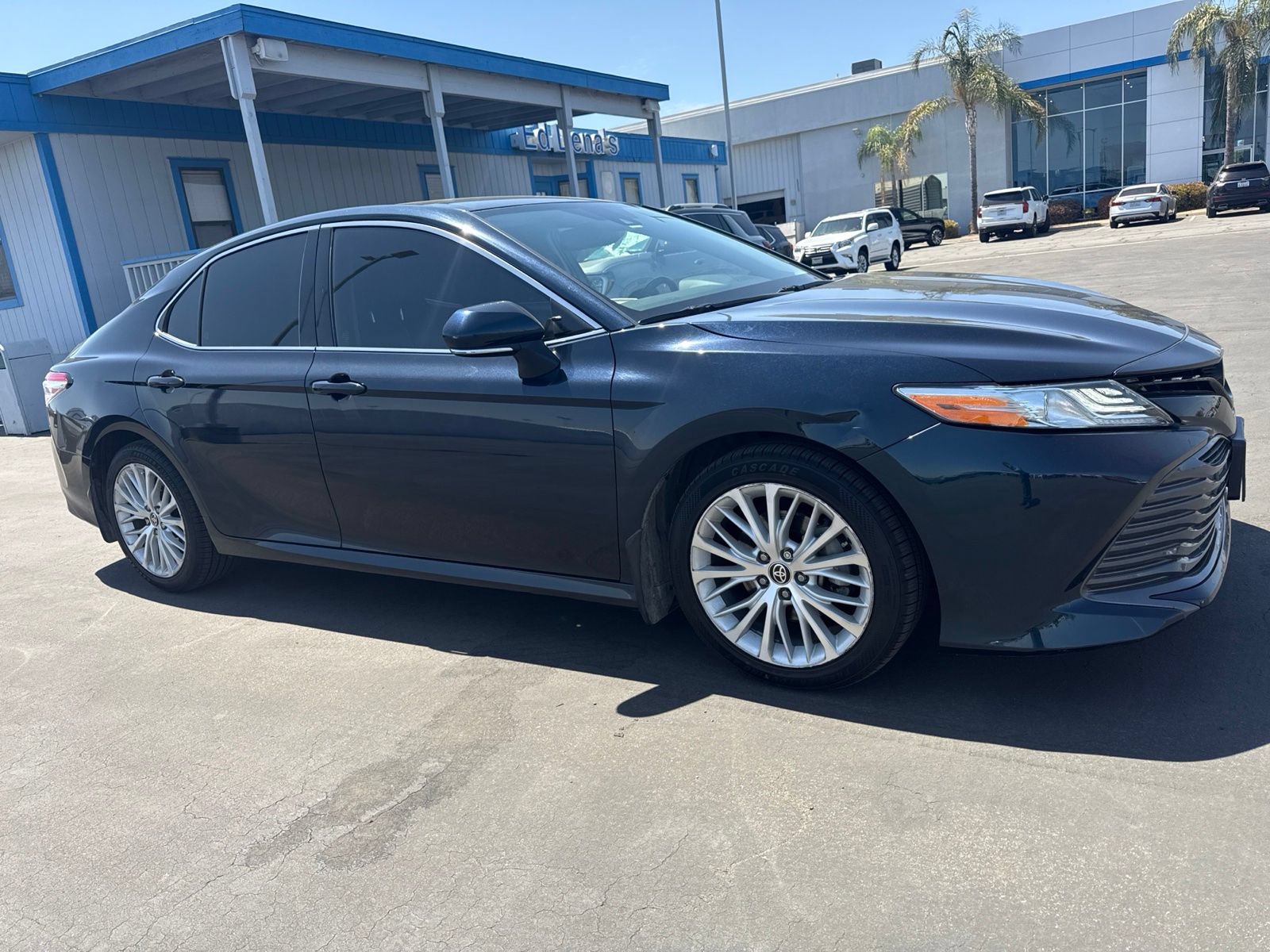 Used 2020 Toyota Camry XLE