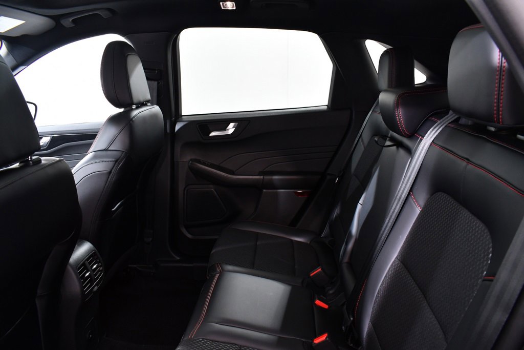 New 2025 Ford Escape ST-Line w/ Cold Weather Package image 21