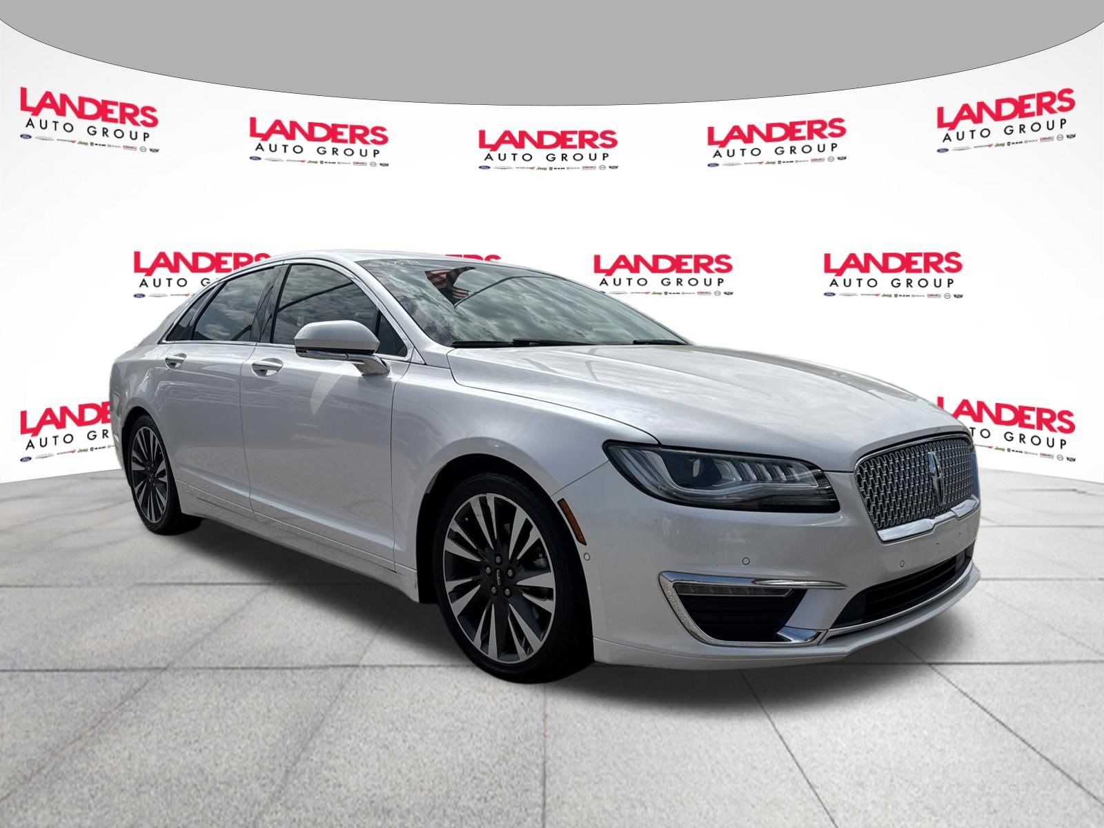 Used 2019 Lincoln MKZ Reserve FWD image 1