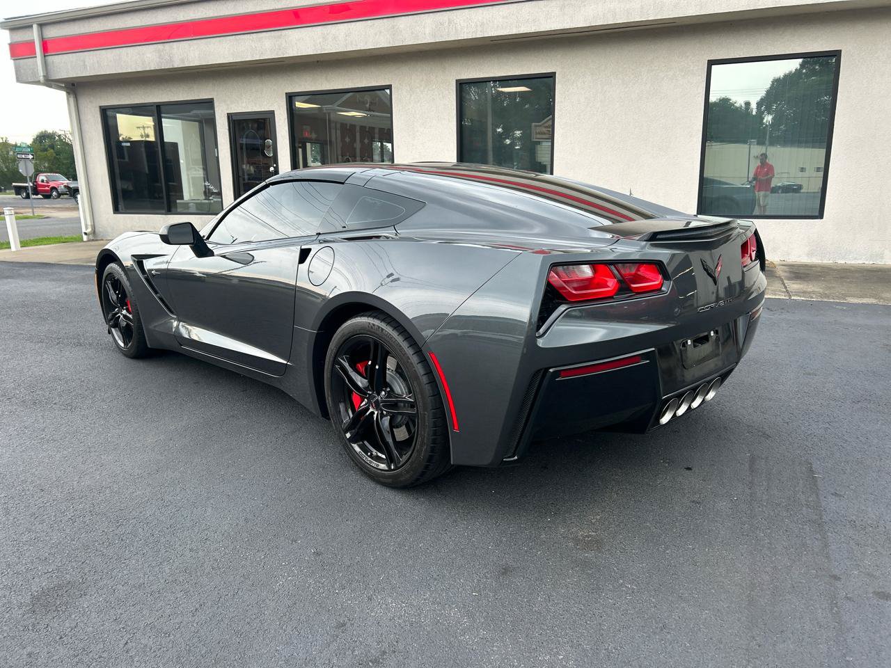 Used 2017 Chevrolet Corvette Stingray Coupe w/ Carbon Flash Badge Package RWD image 7