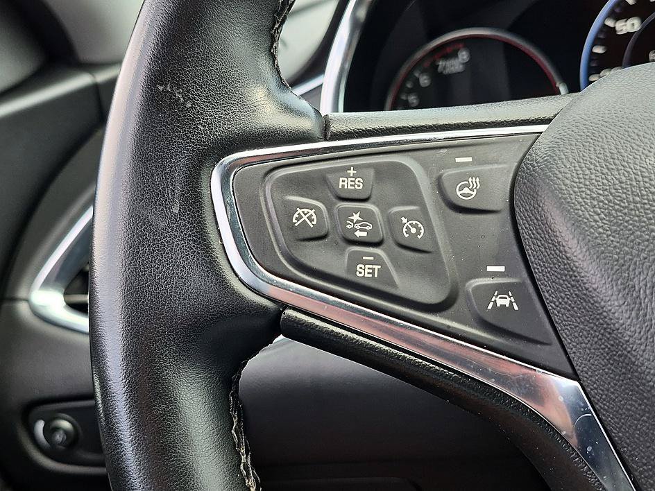 Used 2024 Chevrolet Malibu LT FWD image 17