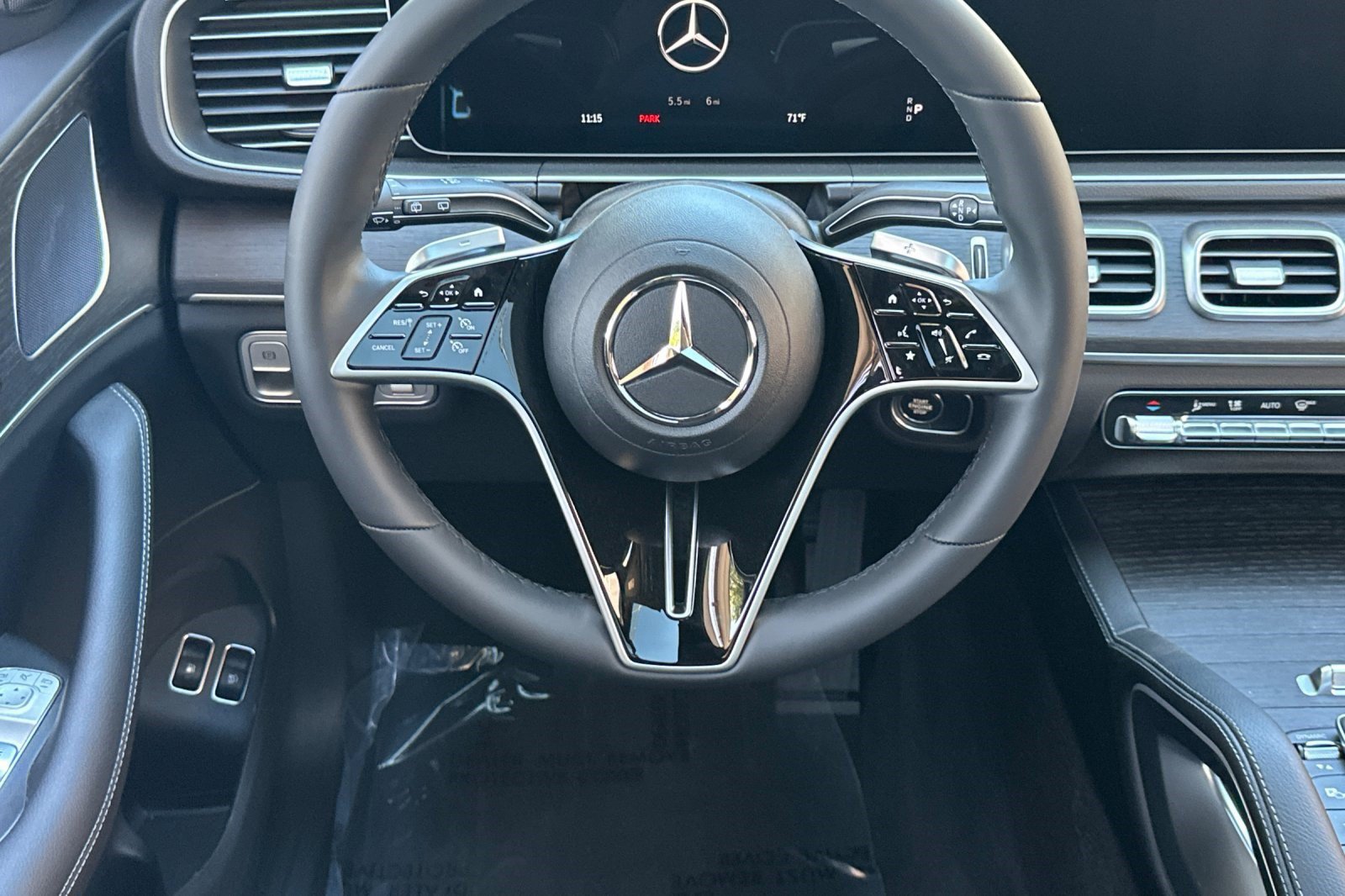 New 2026 Mercedes-Benz GLE 450e 4MATIC image 25