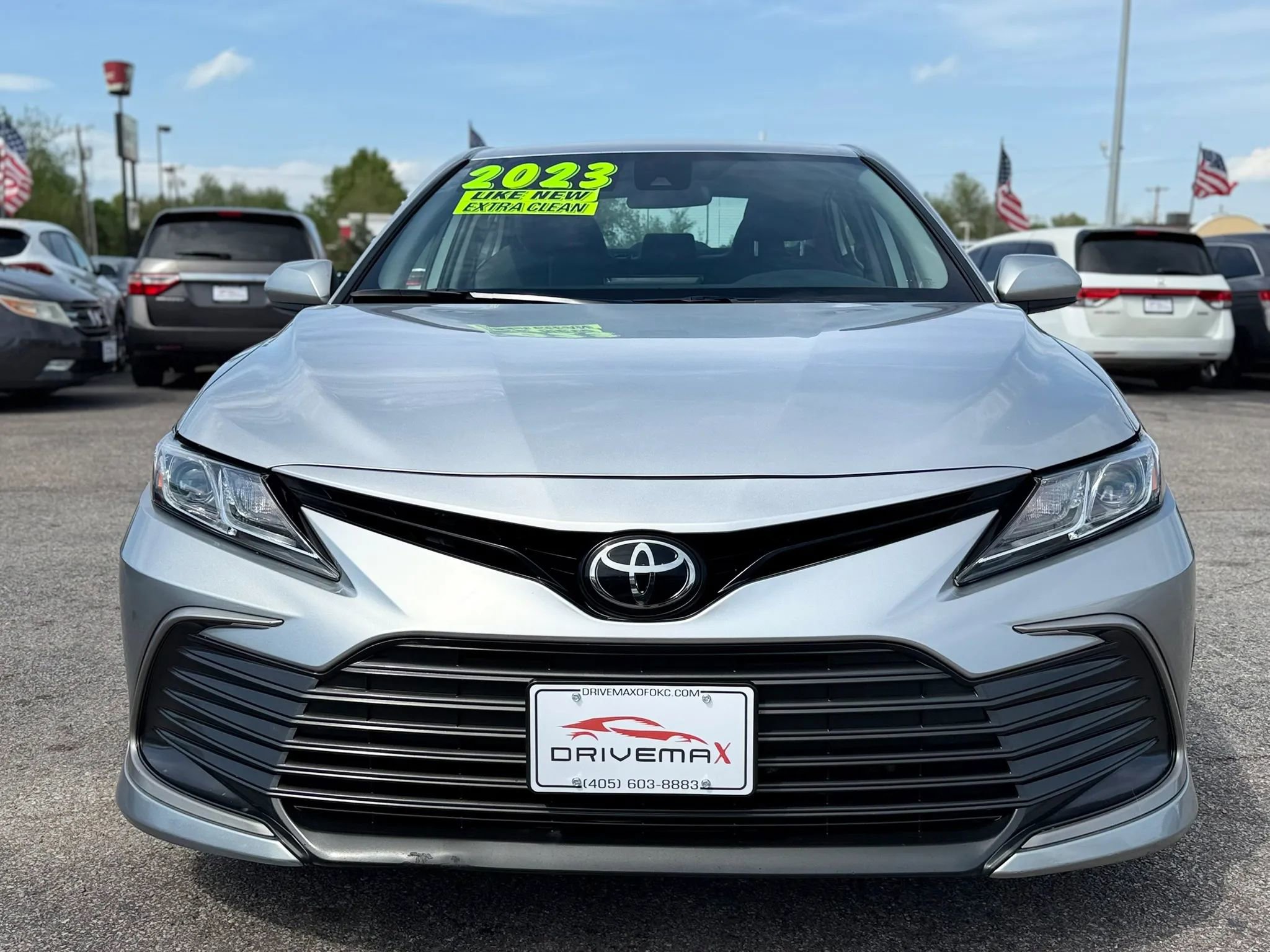 Used 2023 Toyota Camry LE image 8