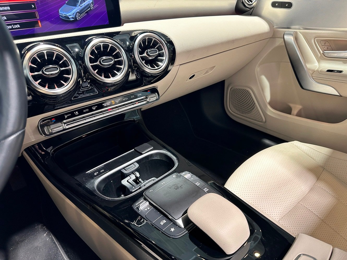 Used 2022 Mercedes-Benz A 220 4MATIC image 12