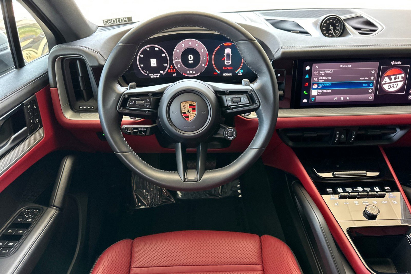 Certified 2024 Porsche Cayenne Coupe AWD/4WD image 14