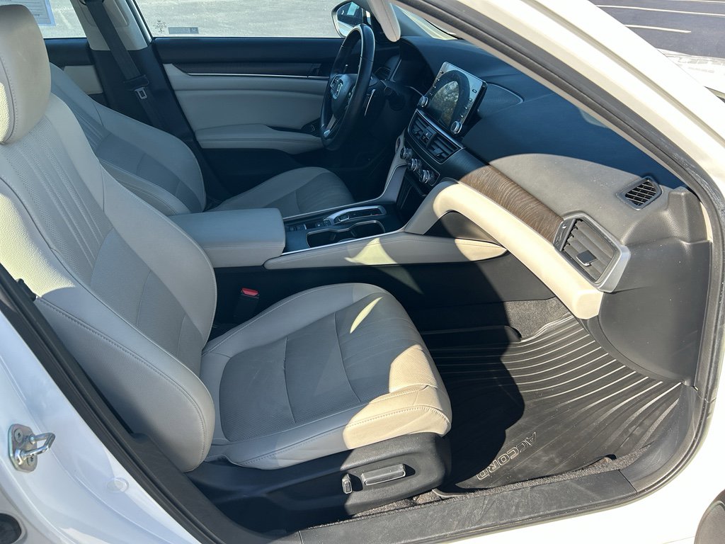Used 2019 Honda Accord EX-L image 23