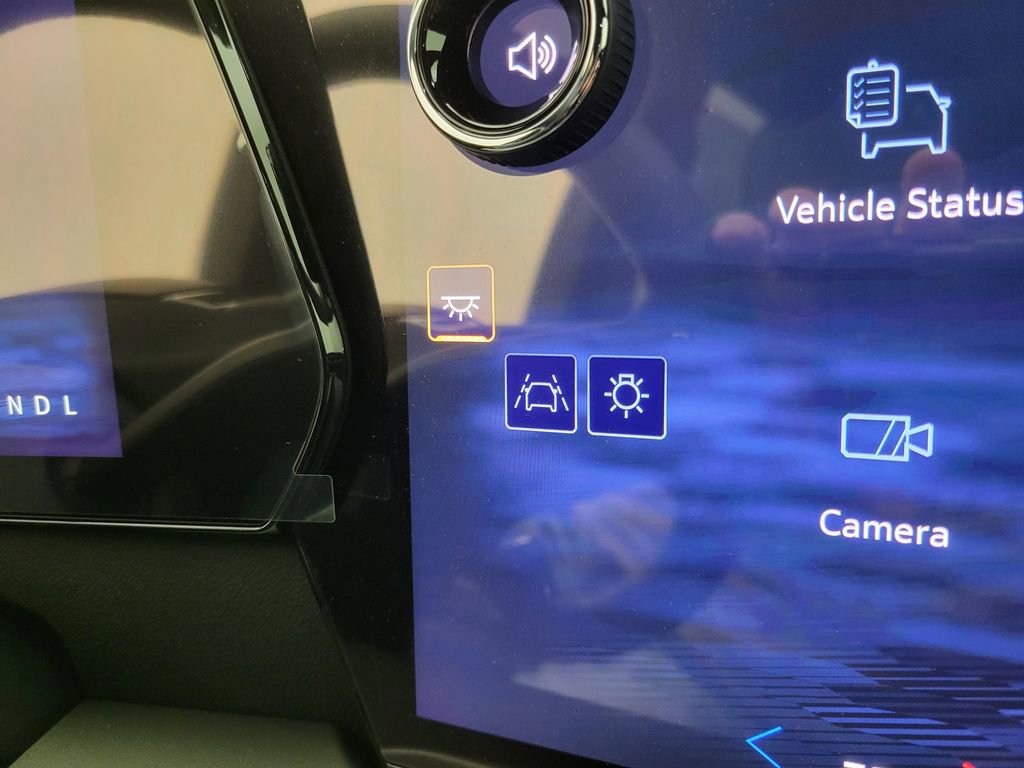 New 2026 Chevrolet Traverse LT w/ Driver Confidence Package FWD image 10