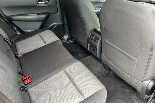 Used 2024 Nissan Rogue SV image 19