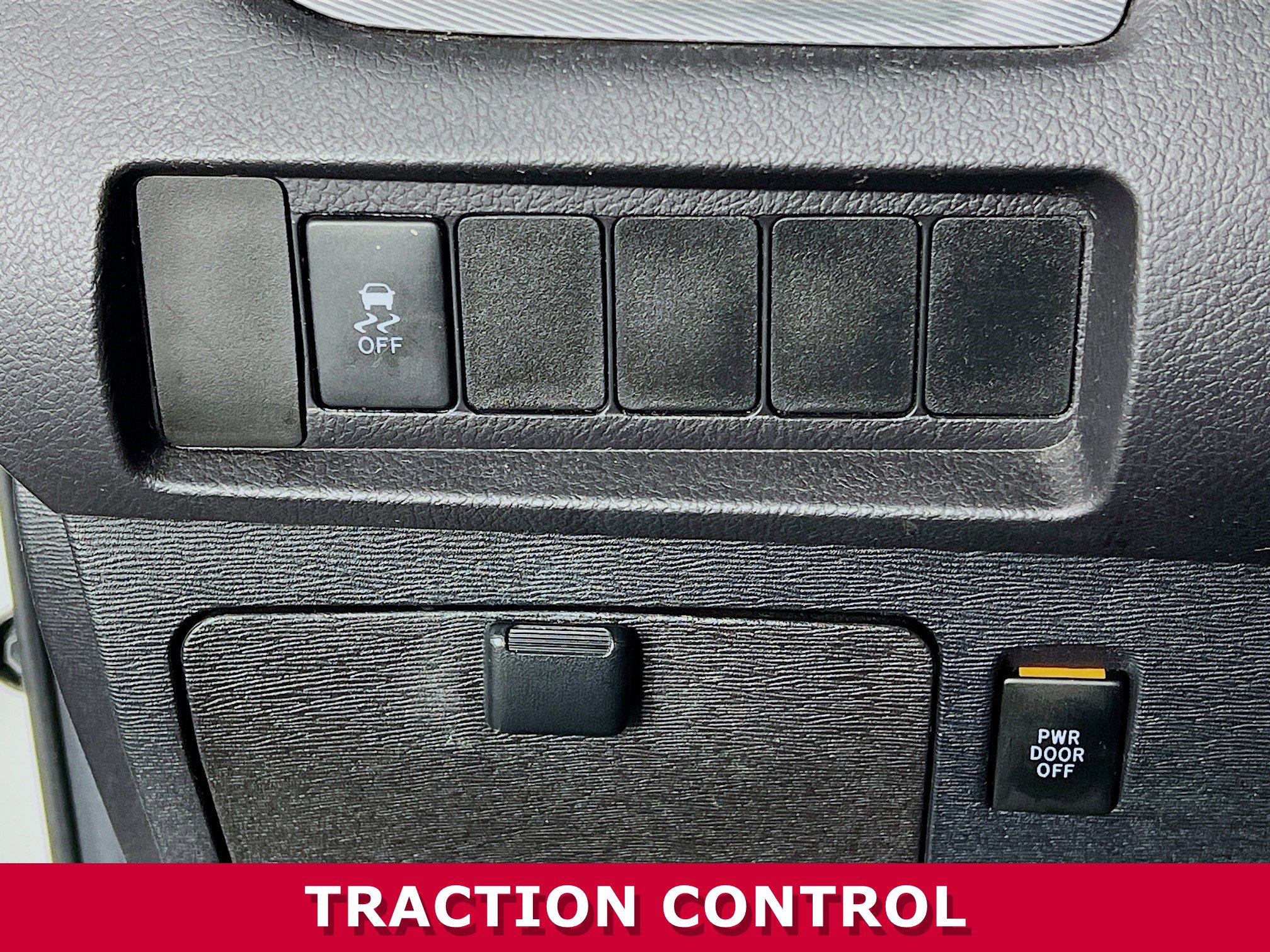 Used 2018 Toyota Sienna SE Premium image 14