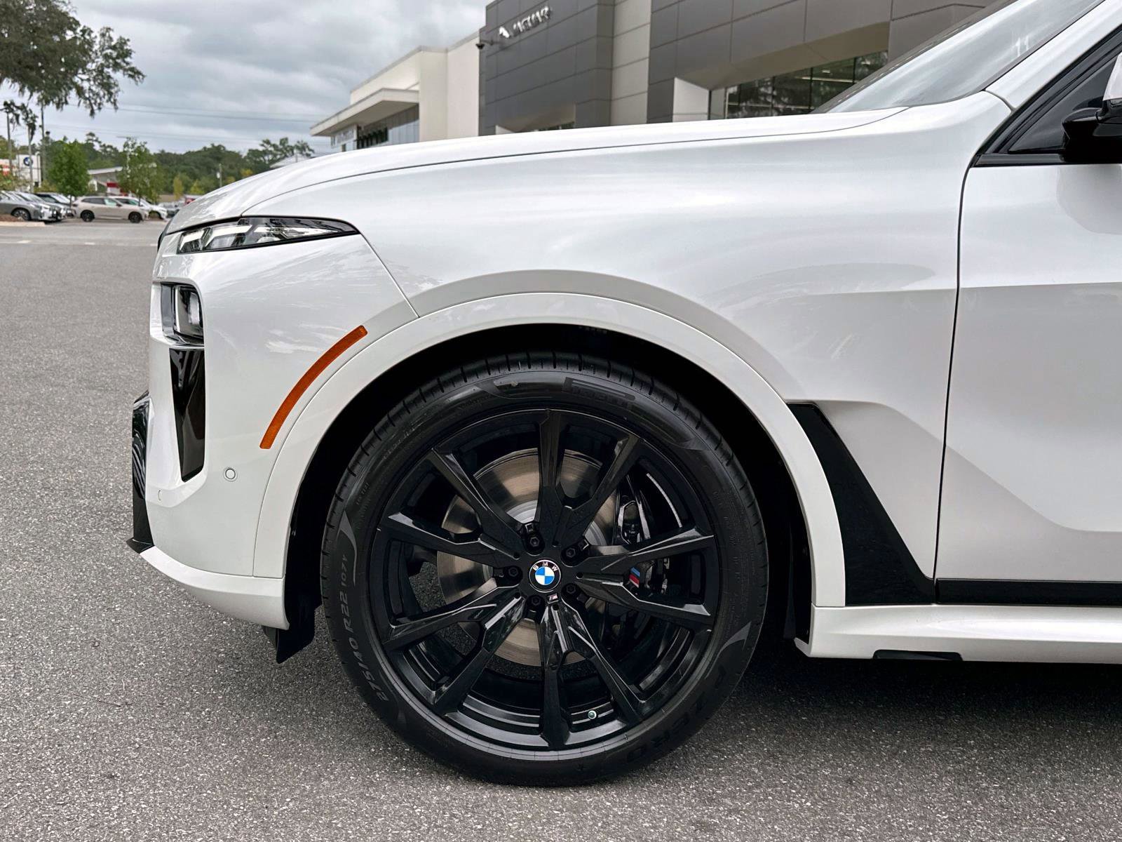 New 2026 BMW X7 xDrive40i w/ M Sport Package image 10
