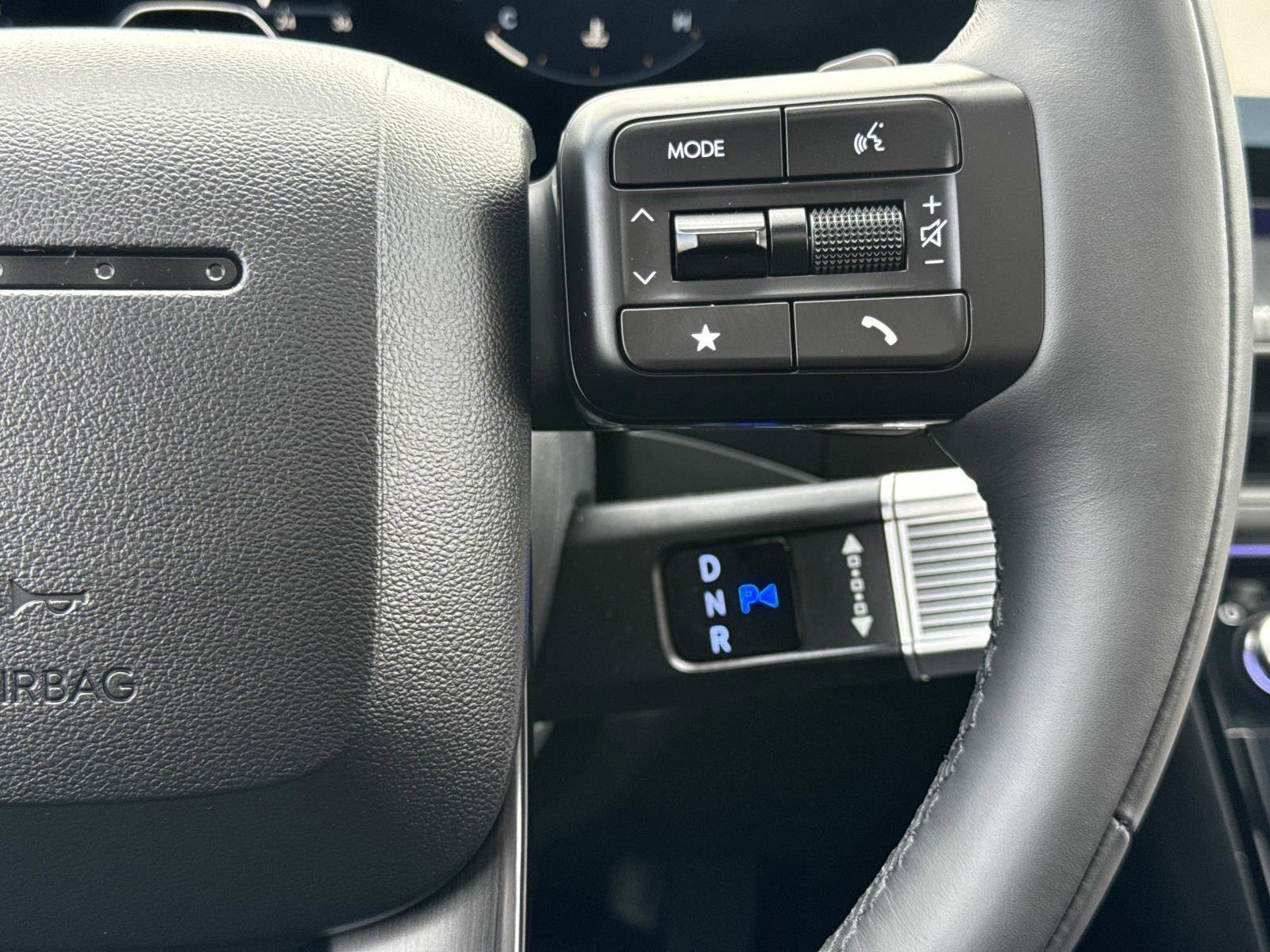 New 2025 Hyundai Santa Fe Calligraphy image 6