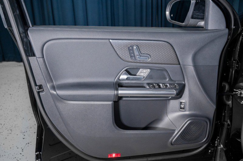 New 2025 Mercedes-Benz GLA 250 image 12