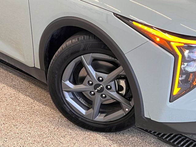 Used 2025 Kia K4 image 17