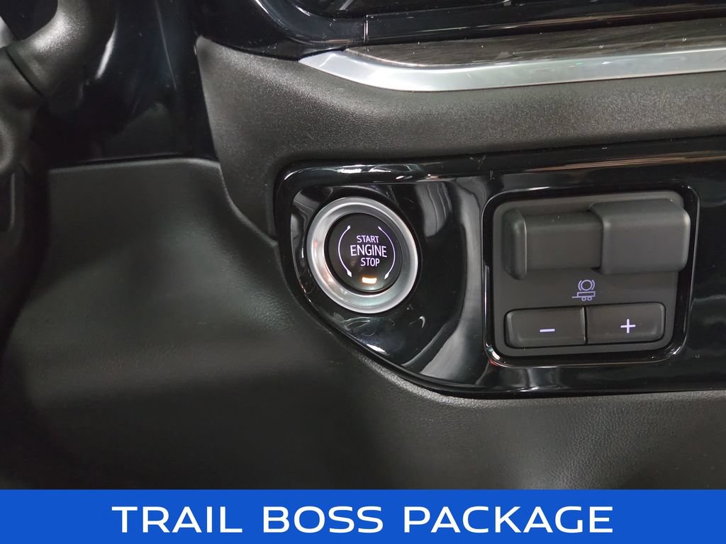 Certified 2025 Chevrolet Silverado 2500 LTZ w/ Trail Boss Package AWD/4WD image 18