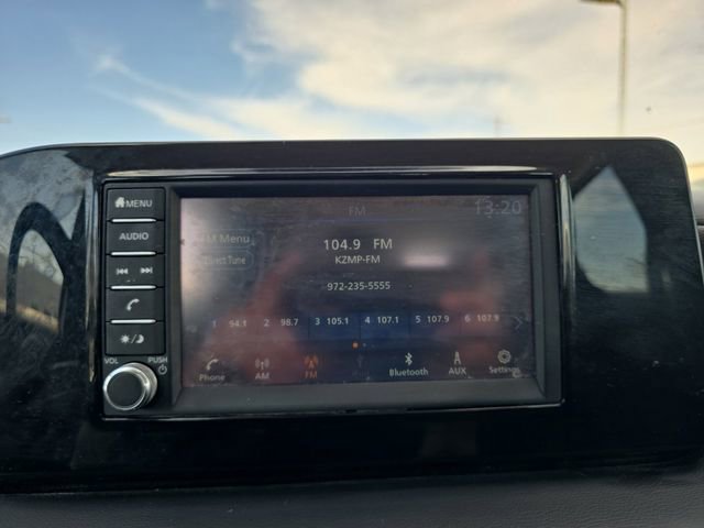 Used 2025 Nissan Kicks S image 8