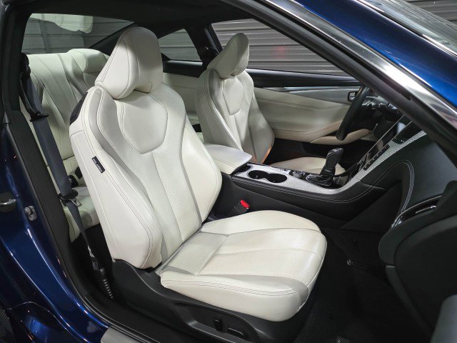 Used 2018 INFINITI Q60 Red Sport 400 w/ Pro Active Package image 14