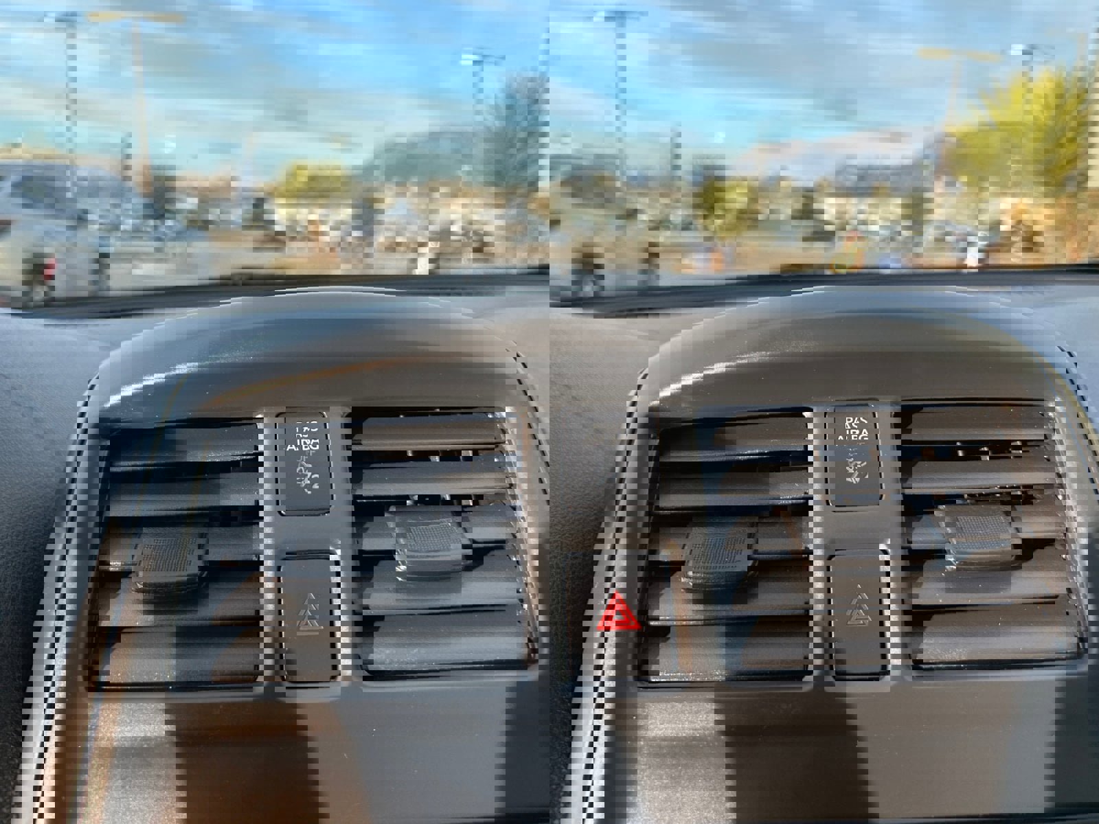 Used 2017 Nissan Versa S image 19