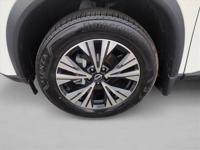 Used 2023 Nissan Rogue SV image 24