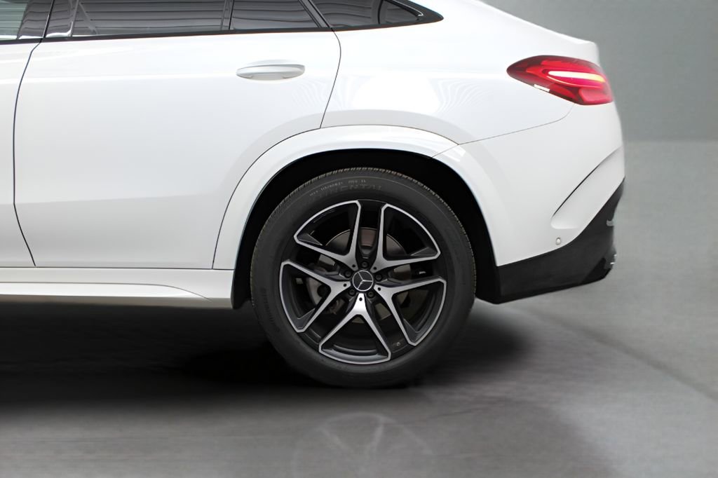 Used 2024 Mercedes-Benz GLE 53 AMG 4MATIC Coupe image 41