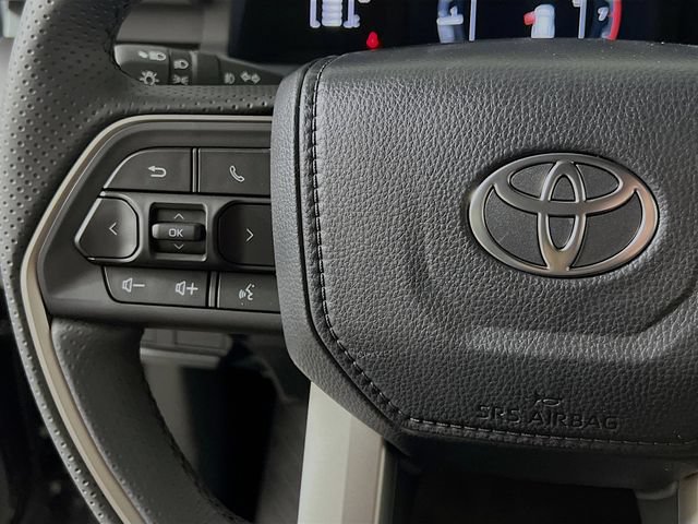 New 2026 Toyota 4Runner SR5 AWD/4WD image 16