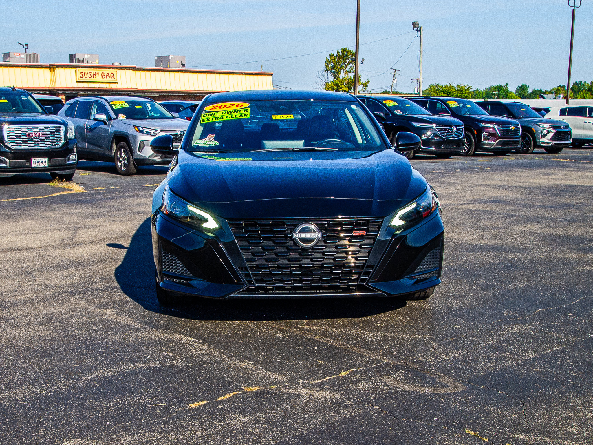 Used 2026 Nissan Altima 2.5 SR FWD image 2