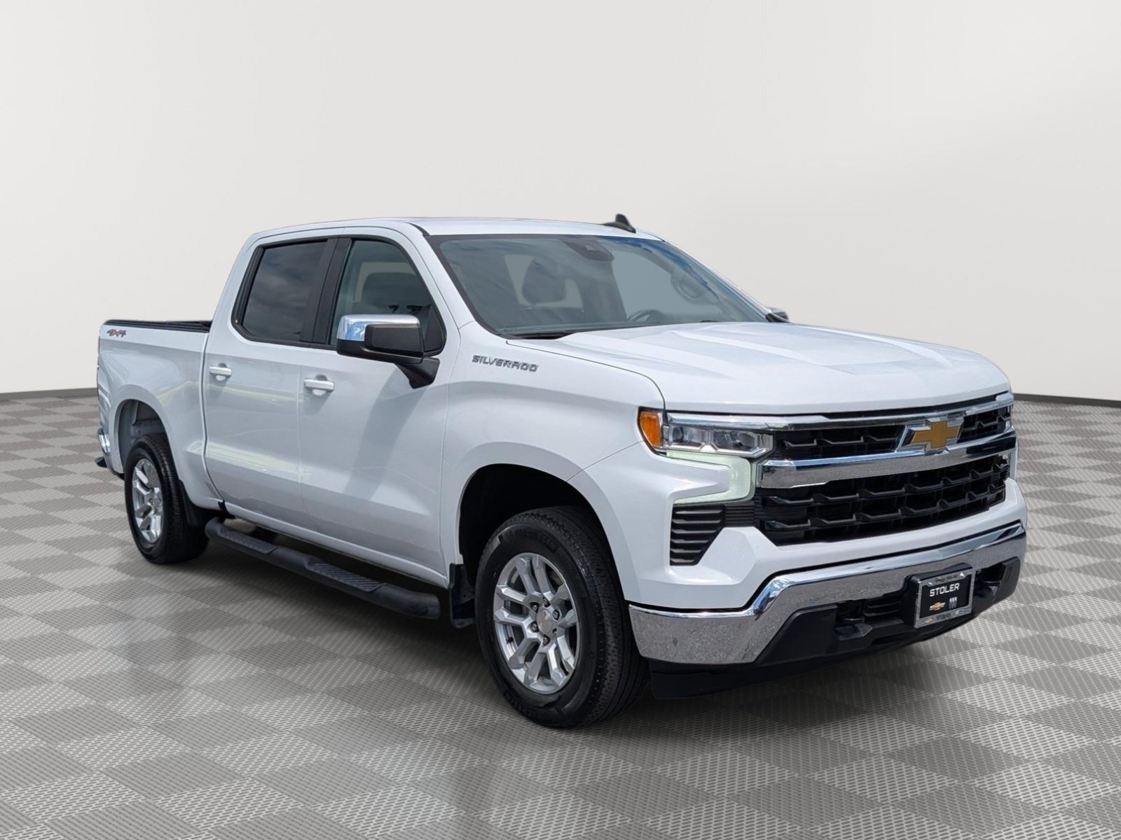Used 2023 Chevrolet Silverado 1500 LT AWD/4WD image 7