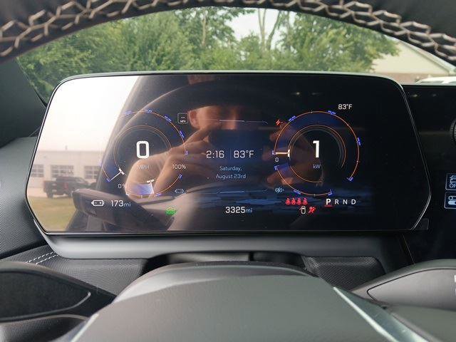 New 2025 Chevrolet Silverado EV LT AWD/4WD image 18