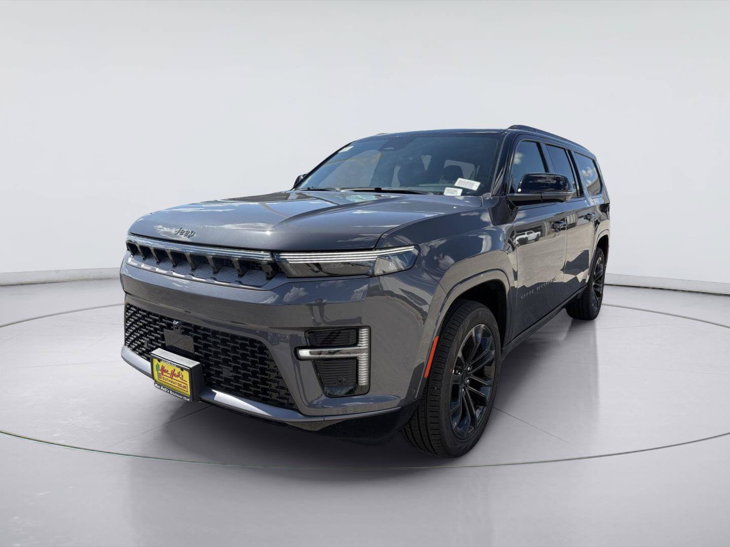 New 2026 Jeep Grand Wagoneer L Summit AWD/4WD image 1