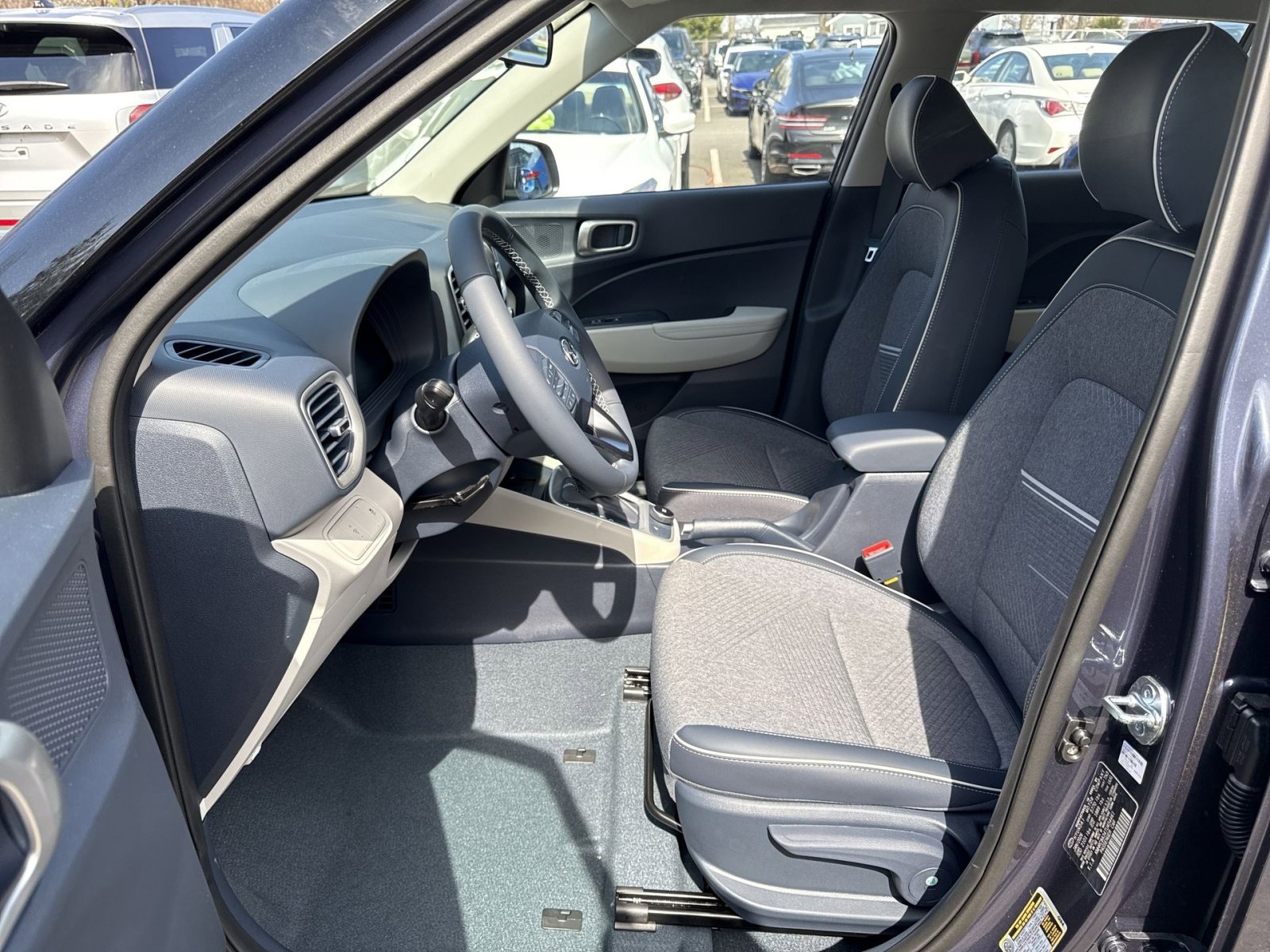 New 2026 Hyundai Venue SEL FWD image 13