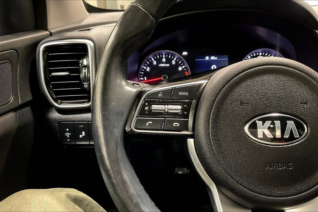 Used 2020 Kia Sportage EX w/ Option Group 15 AWD/4WD image 11