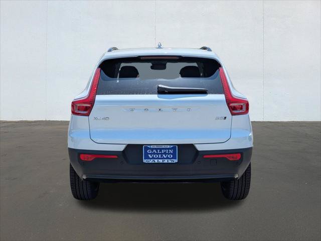 New 2026 Volvo XC40 B5 Ultra w/ Climate Package AWD/4WD image 5