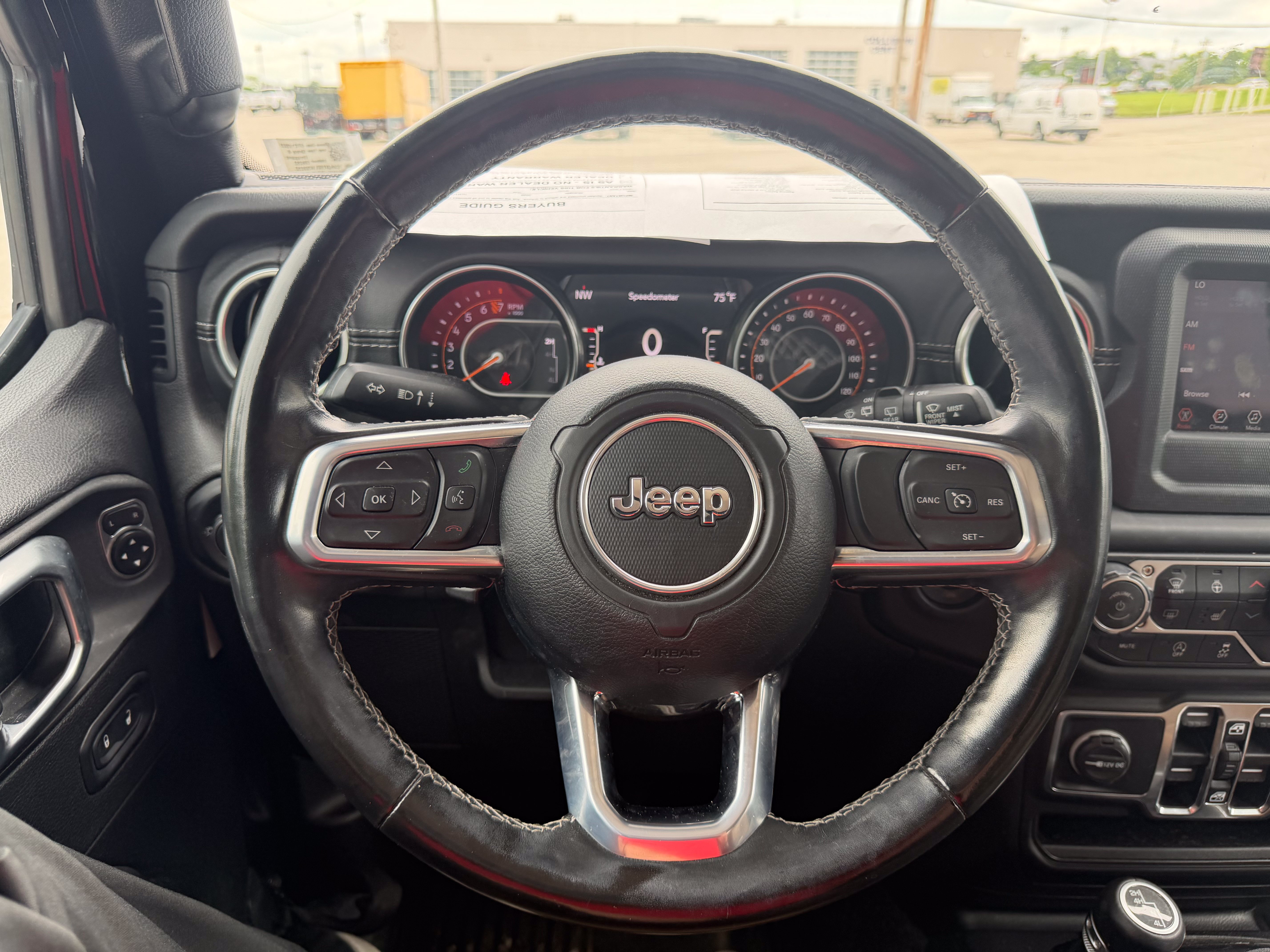 Used 2020 Jeep Wrangler Unlimited Sahara w/ Dual Top Group AWD/4WD image 15