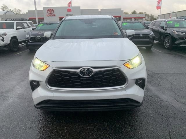 Used 2023 Toyota Highlander LE image 8