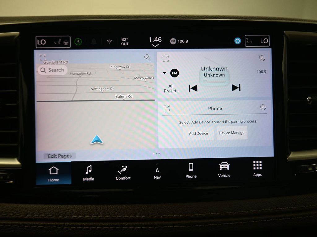 Used 2021 Chrysler Pacifica Touring-L image 12